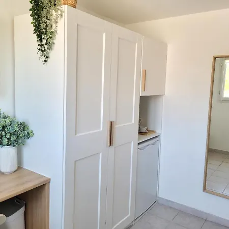 Daire Climatisee Lit Double - Proche Tram & Centre