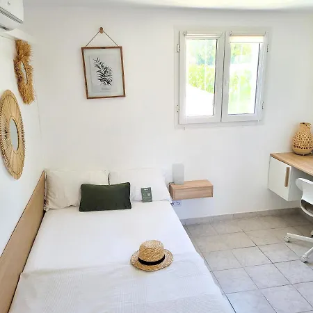 Climatisee Lit Double - Proche Tram & Centre Daire