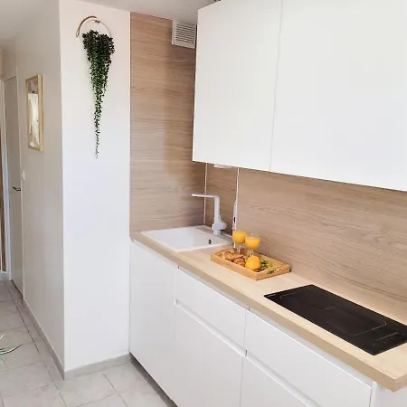 Climatisee Lit Double - Proche Tram & Centre * Montpellier