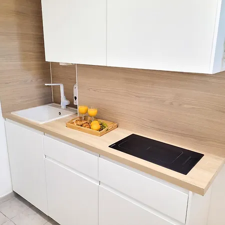 Climatisee Lit Double - Proche Tram & Centre Daire